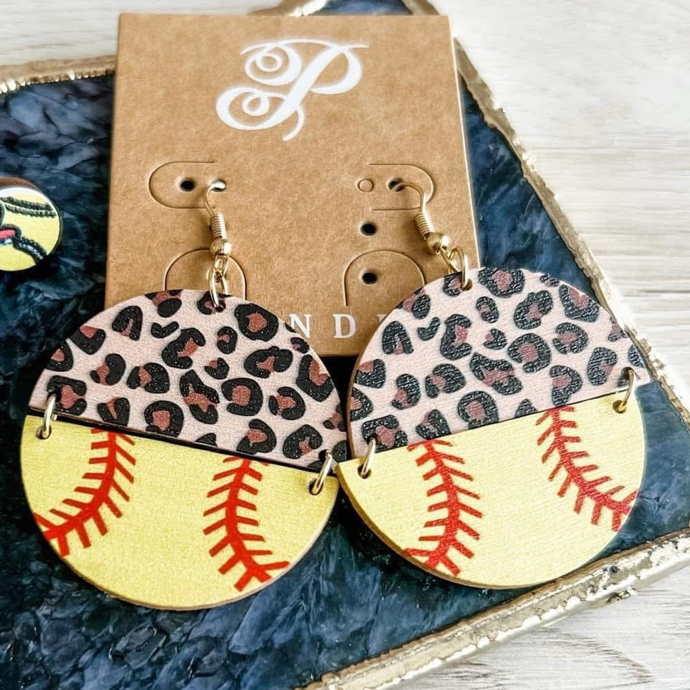 NEW Leopard Softball Earrings 🥎 - Picture 3 of 3